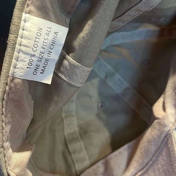 Budweiser logo khaki cotton adjustable baseball style hat. New. - Picture 4 of 4